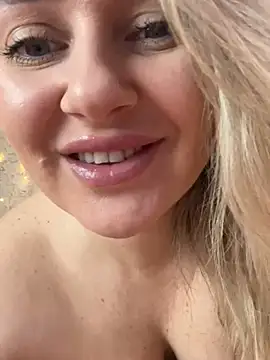 LadyLolyPop  online show from 03-11-25, 02:53