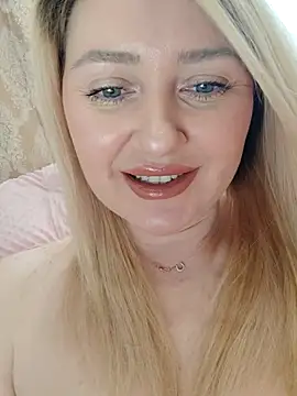 LadyLolyPop  online show from 04-08-26, 06:04