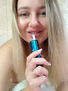 LadyLolyPop  online show from 09-22-25, 01:55