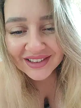 LadyLolyPop  online show from 09-27-25, 02:39