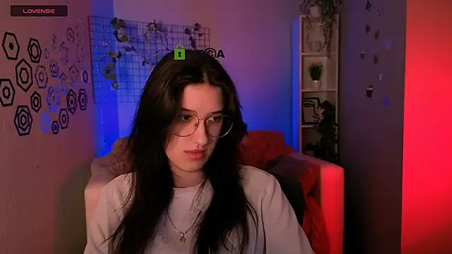 Snapshot of scarlet_mooore chatting on 04-04-26, 08:15 scarlet mooore online show from 04-04-26, 08:15