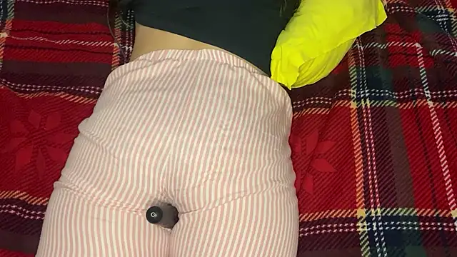 Snapshot of Ceyceys chatting on 02-02-26, 11:53 Ceyceys online show from 02-02-26, 11:53