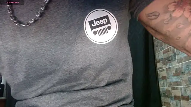 Snapshot of babyrecord1 chatting on 11-23-25, 12:20 babyrecord1 online show from 11-23-25, 12:20