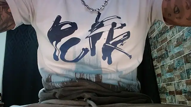 Snapshot of babyrecord1 chatting on 02-24-25, 02:15 babyrecord1 online show from 02-24-25, 02:15