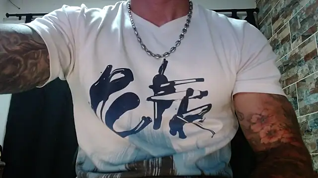 Snapshot of babyrecord1 chatting on 03-06-25, 05:11 babyrecord1 online show from 03-06-25, 05:11