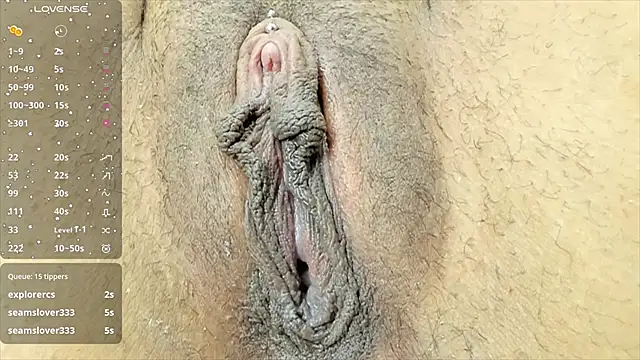 Snapshot of charlotte01__ chatting on 01-03-25, 04:27 charlotte01   online show from 01-03-25, 04:27