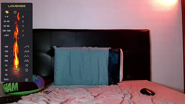 dap XOXO online show from 02-26-25, 10:58