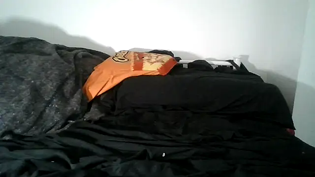 Snapshot of Daszler chatting on 03-21-25, 06:40 Daszler online show from 03-21-25, 06:40