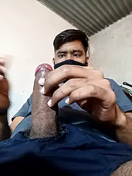 Snapshot of Pussy_lover_33 chatting on 01-12-26, 04:19 Pussy lover 33 online show from 01-12-26, 04:19