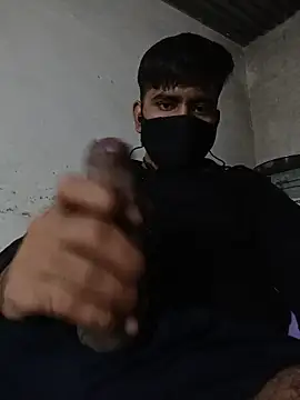 Snapshot of Pussy_lover_33 chatting on 11-28-25, 03:56 Pussy lover 33 online show from 11-28-25, 03:56