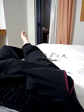 xxalperalper06 online show from 04-22-26, 07:42