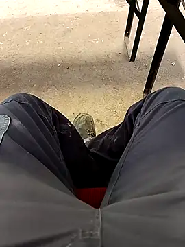 Snapshot of vadszex31 chatting on 02-25-25, 11:21 vadszex31 online show from 02-25-25, 11:21