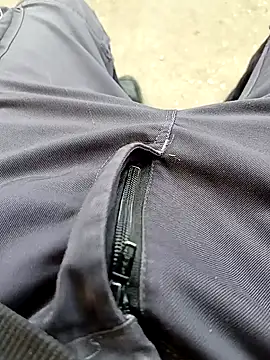 Snapshot of vadszex31 chatting on 10-01-25, 10:41 vadszex31 online show from 10-01-25, 10:41