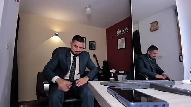 thesexlawyer1 online show from 04-05-26, 03:57