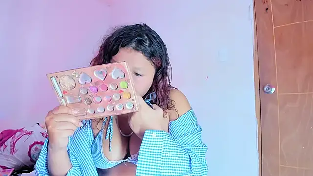 Emily Coper18 online show from 04-04-26, 02:12