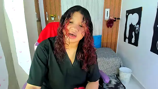 Emily Coper18 online show from 07-06-26, 01:51