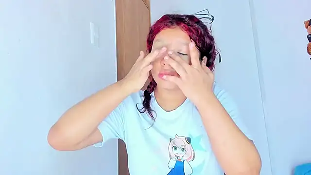 Emily Coper18 online show from 10-05-25, 01:13