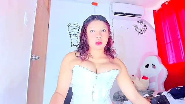 Emily Coper18 online show from 02-14-26, 01:44