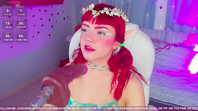 Snapshot of Tiny__Emmy chatting on 02-22-25, 03:58 Tiny Emmy online show from 02-22-25, 03:58