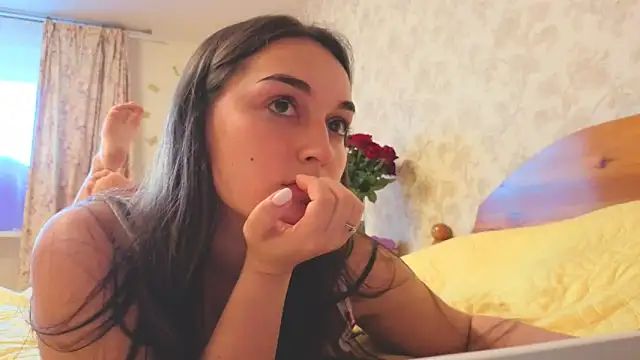 me lissa sun13 online show from 10-07-25, 07:42