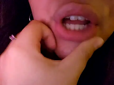 Snapshot of Blanquitaaa chatting on 03-12-25, 07:58 Blanquitaaa online show from 03-12-25, 07:58