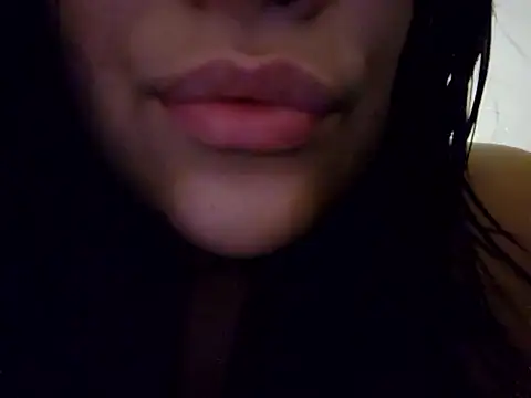 Snapshot of Blanquitaaa chatting on 03-06-25, 07:32 Blanquitaaa online show from 03-06-25, 07:32