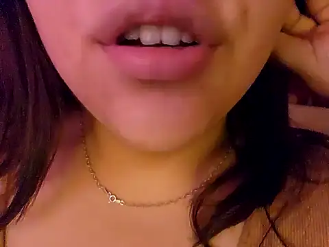 Snapshot of Blanquitaaa chatting on 12-07-24, 07:27 Blanquitaaa online show from 12-07-24, 07:27