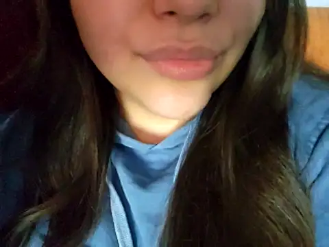 Snapshot of Blanquitaaa chatting on 02-25-26, 05:13 Blanquitaaa online show from 02-25-26, 05:13