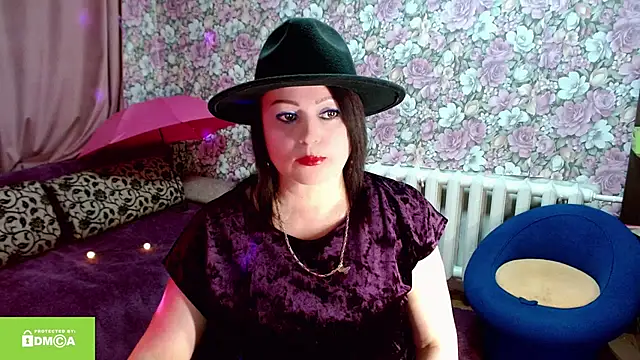 Snapshot of Julia-ru chatting on 09-17-25, 06:54 Julia-ru online show from 09-17-25, 06:54