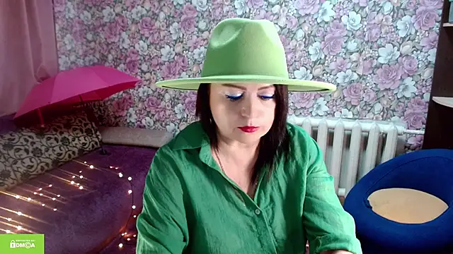 Julia-ru online show from 11-16-25, 08:57