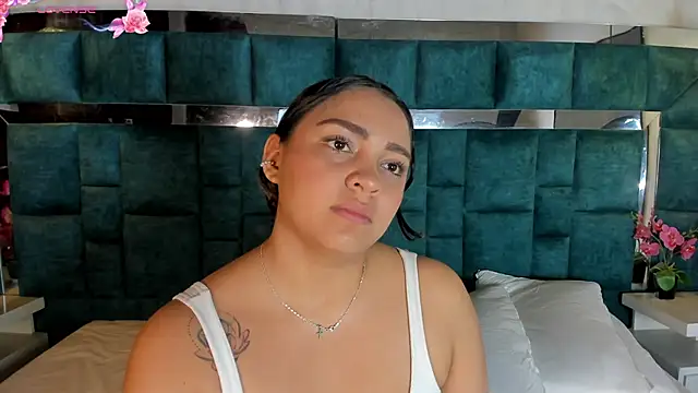 Abril Gomez06 online show from 04-28-26, 02:27