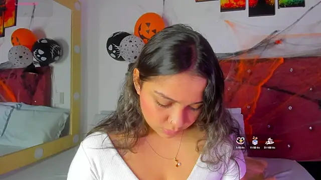 Abril Gomez06 online show from 10-29-25, 03:49