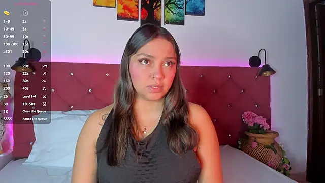 Snapshot of Abril_Gomez06 chatting on 10-10-25, 03:51 Abril Gomez06 online show from 10-10-25, 03:51