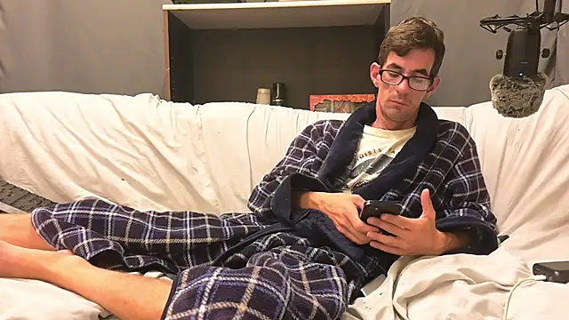 joeiandola online show from 10-26-25, 03:07