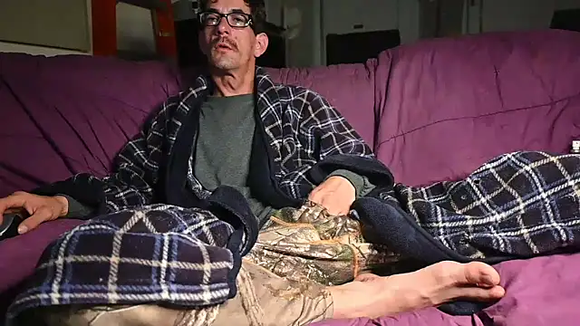 Snapshot of joeiandola chatting on 03-02-25, 04:28 joeiandola online show from 03-02-25, 04:28