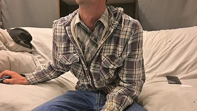 joeiandola online show from 10-28-25, 05:12