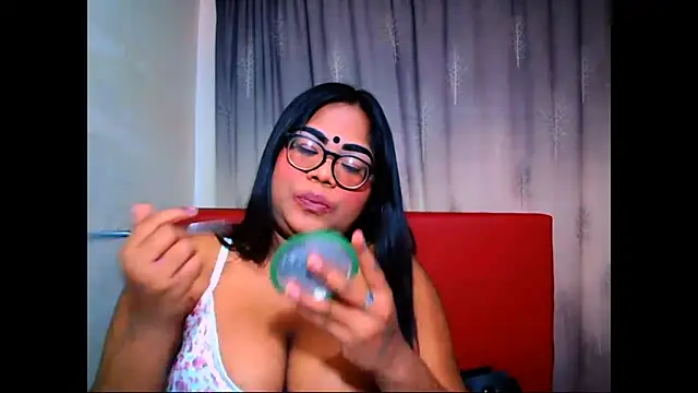 Indian Lola00 online show from 10-08-25, 06:26