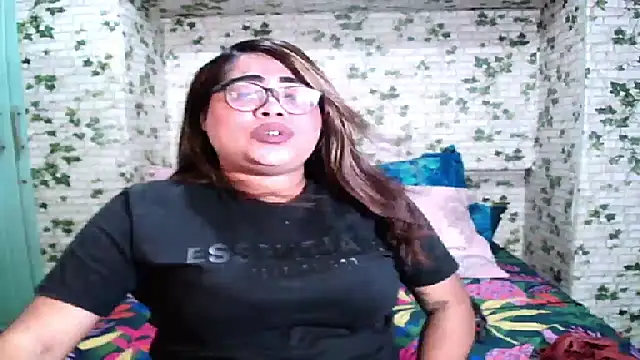 Indian Lola00 online show from 06-24-26, 05:22