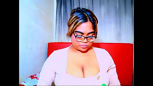 Indian Lola00 online show from 04-12-26, 06:11