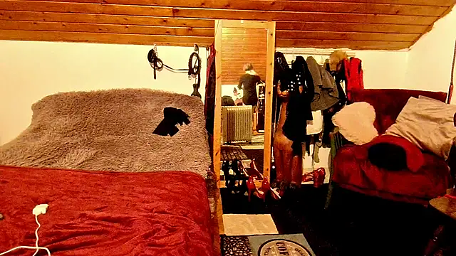 Hot Colettte online show from 02-23-26, 08:53