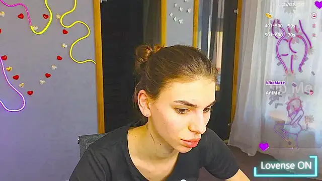 Snapshot of EmmyGreans chatting on 03-01-25, 09:40 EmmyGreans online show from 03-01-25, 09:40