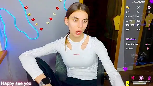 Snapshot of EmmyGreans chatting on 02-18-25, 04:03 EmmyGreans online show from 02-18-25, 04:03