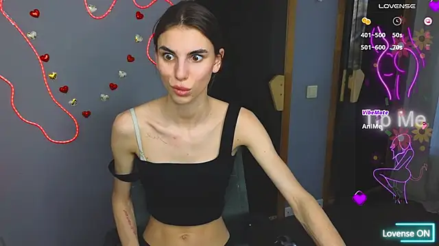 Snapshot of EmmyGreans chatting on 03-06-25, 12:41 EmmyGreans online show from 03-06-25, 12:41