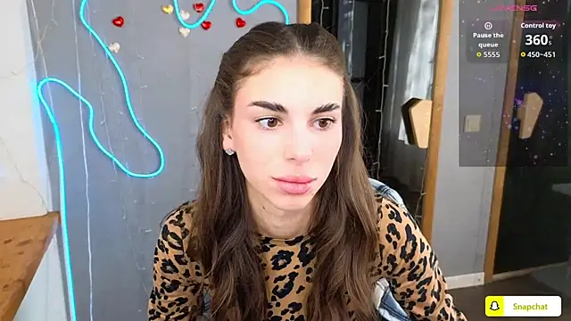 Snapshot of EmmyGreans chatting on 09-27-25, 05:35 EmmyGreans online show from 09-27-25, 05:35