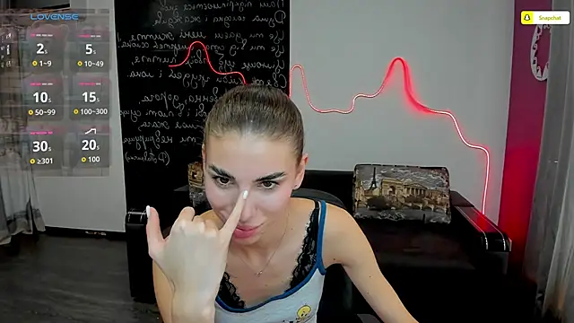 Snapshot of EmmyGreans chatting on 11-15-25, 06:50 EmmyGreans online show from 11-15-25, 06:50