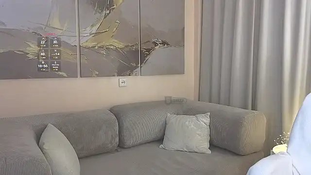 ElleCherry online show from 01-09-26, 08:21