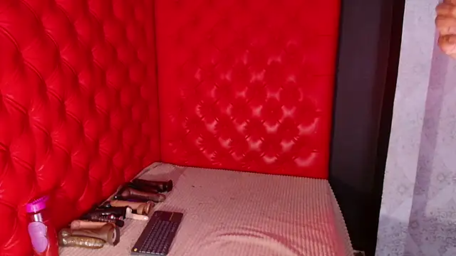 CrystalBrooke3x online show from 11-26-25, 07:14