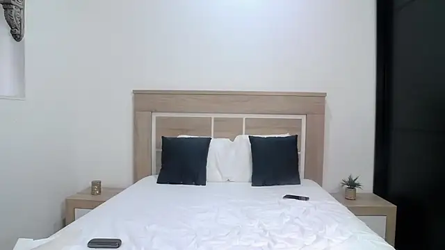 AylinRoss online show from 02-26-25, 08:39