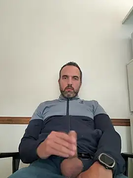 Snapshot of leon3875 chatting on 03-03-26, 03:19 leon3875 online show from 03-03-26, 03:19