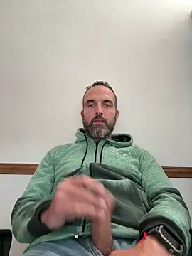 Snapshot of leon3875 chatting on 04-15-26, 03:16 leon3875 online show from 04-15-26, 03:16